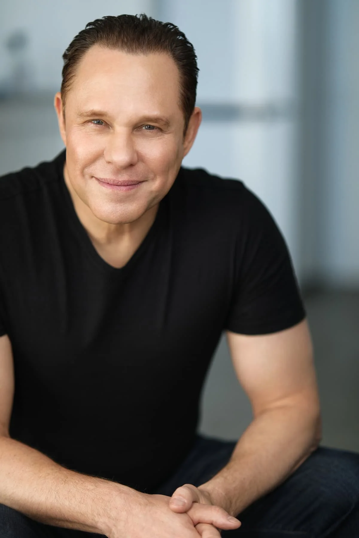 Randy Charach headshot